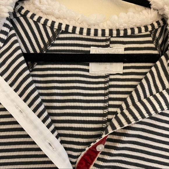 Abercrombie Pajama Romper - Picture 2 of 3